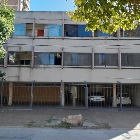Oteiza Alojamiento Temporario En Resistencia A 150 Mts Peatonal Buitenkant foto